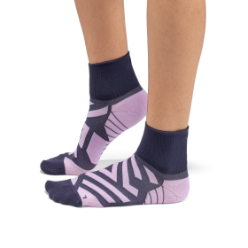 On RunningFiJi calcetín a mitad de calcetín de rendimiento