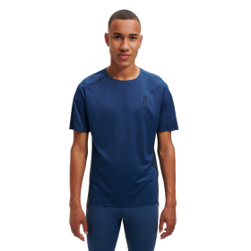 On Running hombres mezclilla/marina rendimiento-t