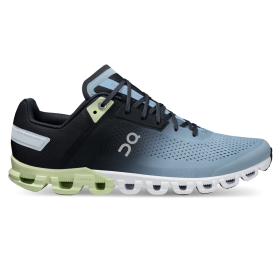 On Running hombres tinta/pradera flujo de nubes